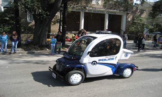 http://www.crazeforcars.com/wp-content/uploads/2010/12/uptown-napoleon-mini-police.png