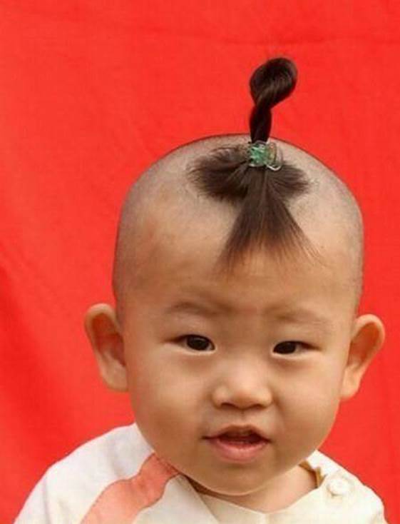 http://i2.asntown.net/h4/13/fashion-styles/6/styles-for-kids/funny-baby-hairstyles-02.jpg