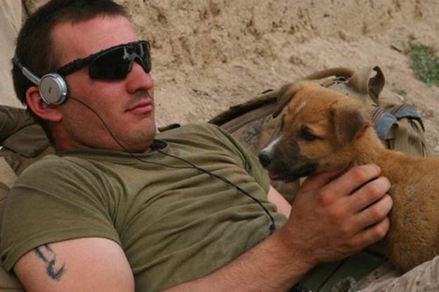 dog soldiers 21 BERRY hot men: Soldiers with dogs (22 photos) 