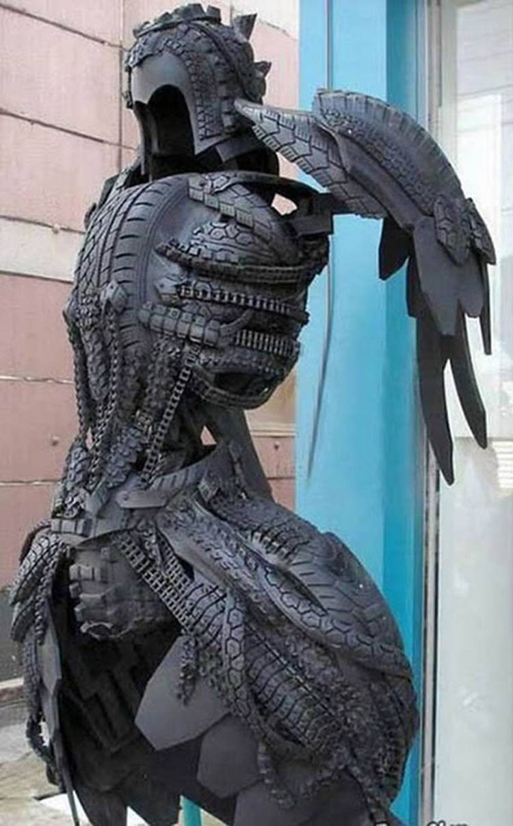 http://amazingpunch.com/wp-content/uploads/2013/09/incredible-and-amazing-sculptures-made-from-tires-09.jpg