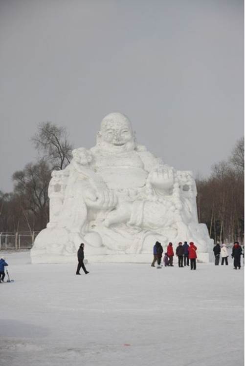 http://3.bp.blogspot.com/_ft822rDlu5Q/TVEF-V76DMI/AAAAAAAAI2E/xnhKfEkoPV4/s1600/Snow-Sculpture-06.jpg