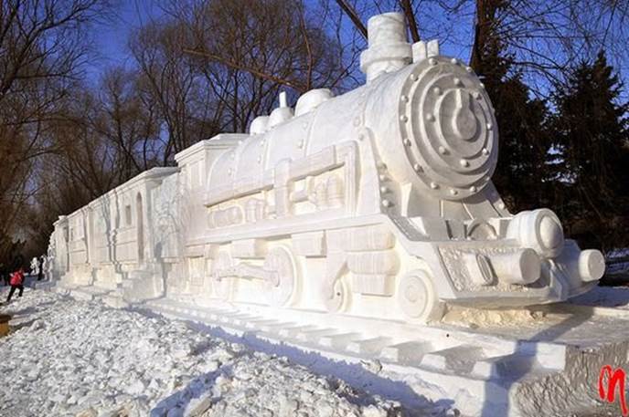 http://4.bp.blogspot.com/_ft822rDlu5Q/TVEFumpCvHI/AAAAAAAAI0w/ior5OSgJMLY/s1600/Snow-Sculpture-18.jpg
