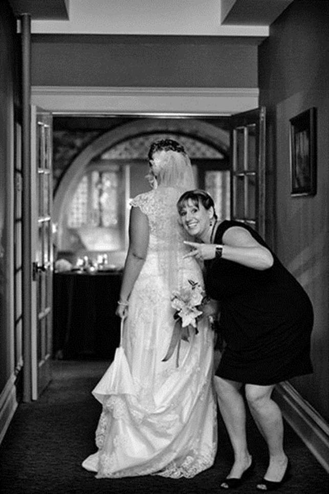 wedding photobombs part3 10 Funny: Wedding photobombs {Part 3}