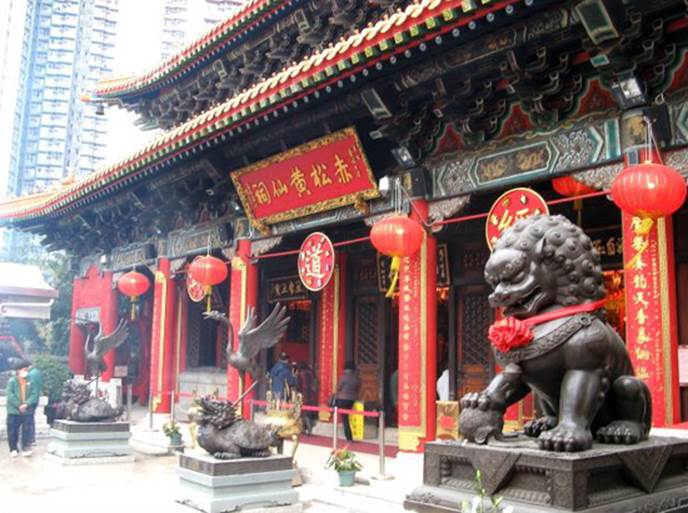 Wong Tai Sin Temple,one of the 'Top 10 temples for Spring Festival prayers' by China.org.cn.