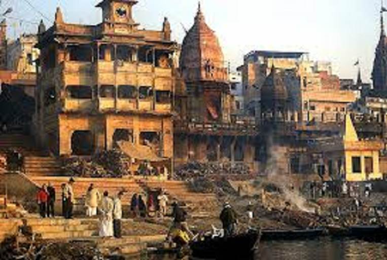 http://cdn2.list25.com/wp-content/uploads/2013/01/Ganges-River-Varanasi-India.png