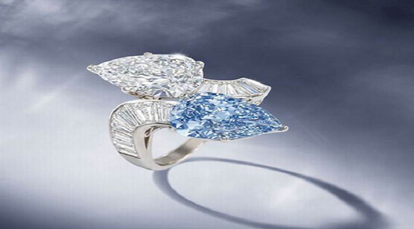 http://cdn2.list25.com/wp-content/uploads/2013/04/rare-blue-diamond-ring.png
