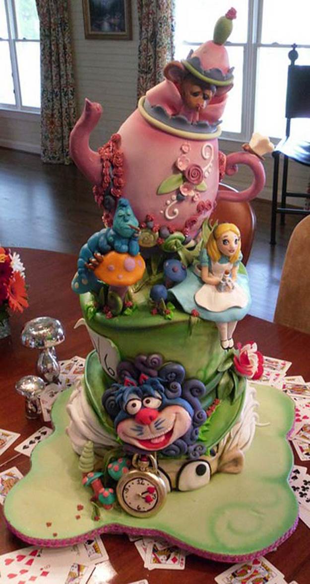 http://cdn2.list25.com/wp-content/uploads/2012/05/Alice-in-Wonderland-Cake.jpg