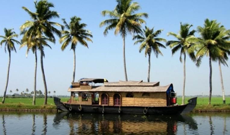 Taking a ride on a houseboat in Kerala, India
