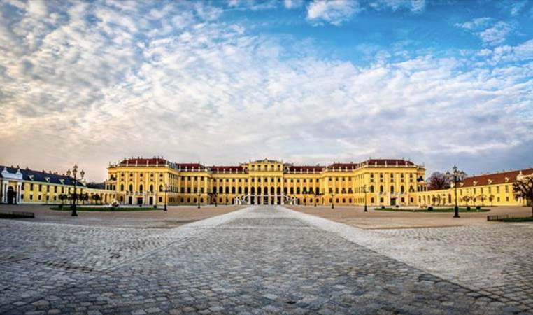 schönbrunn palace