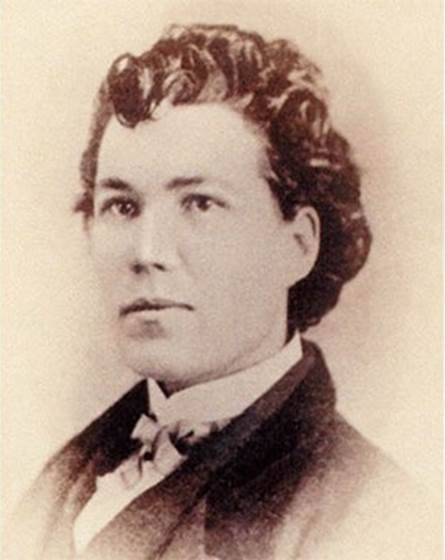 Sarah Edmonds was a white woman from Canada who spied for the North during the American Civil War. She dressed up as a black man and ended up stealing valuable blueprints and plans behind enemy lines