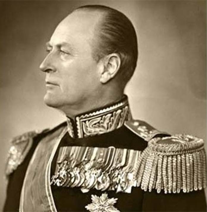 King Olav V of Norway used to travel around using public transportation. Not surprisingly he was nicknamed folkekonge, or 