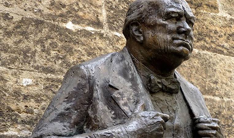 Churchill's epitaph reads 