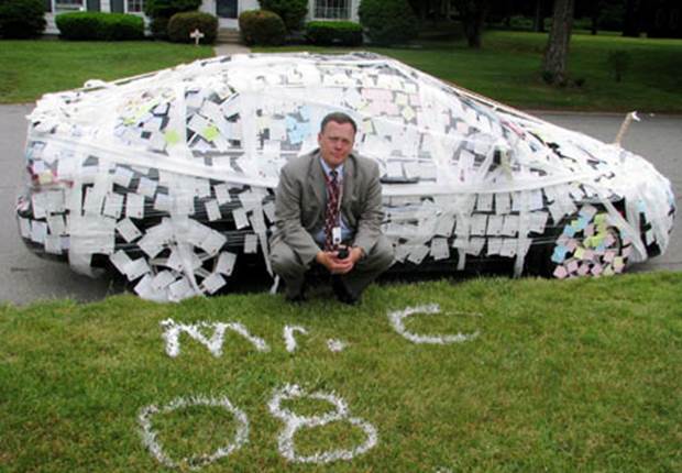 http://lolpranks.com/wp-content/uploads/2011/01/prank-principals-car-with-post-it-notes-and-saran-funny-college.jpg