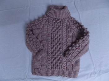 http://images01.olx.co.uk/ui/18/96/94/1325976306_297719294_4-Young-childrens-handknitted-jumpers-For-Sale.jpg
