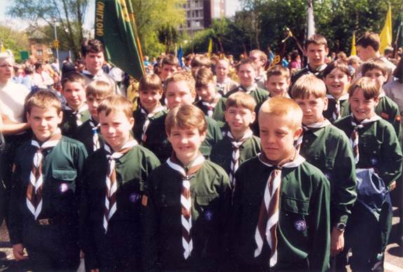 http://www.wiltonscouts.org.uk/images/St%20Georges%20day%20parade.jpg