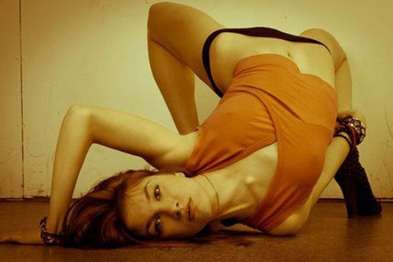 Awkward modelling positions13 Funny: Awkward modelling positions