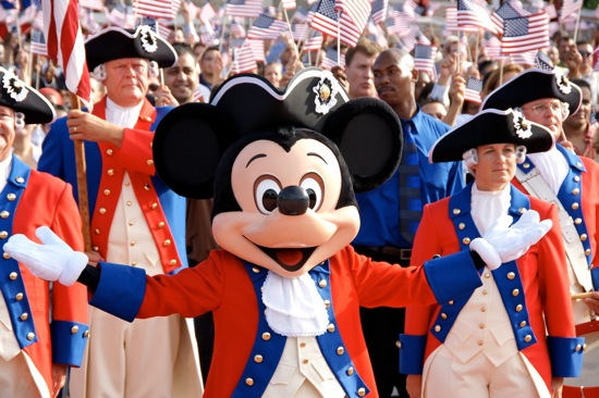 http://www.wdwradio.com/wp-content/uploads/2012/07/Mickey-Mouse-Disney-World-July-4-Independence-Day1.png