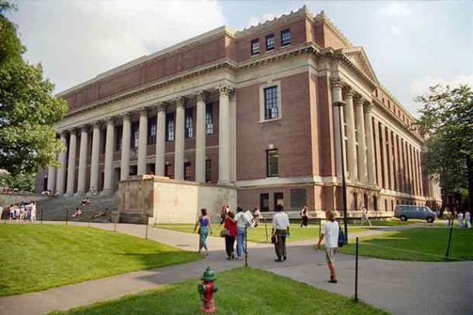 Massachusetts’ Harvard University Library