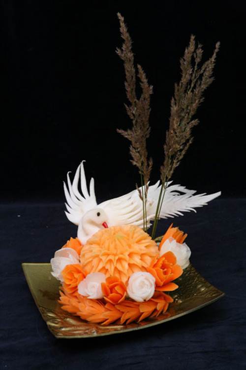 fruit carving 19 Excellent creative pieces of fruit and vegetables
