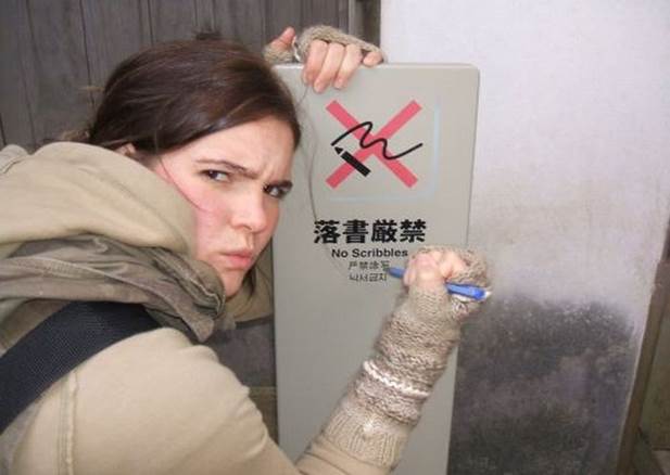 People disobeying signs17 Funny: People disobeying signs