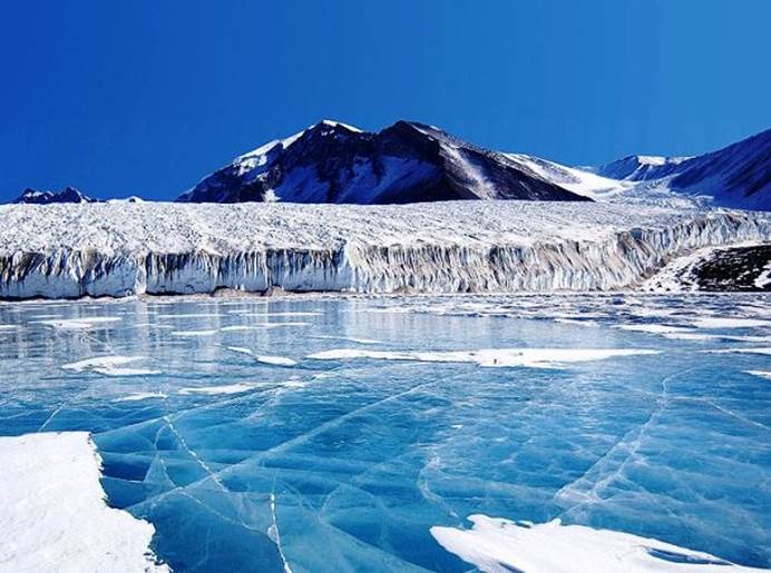 http://cdn.list25.com/wp-content/uploads/2014/10/concordia-expeditions.com-Biafo-hispar-Glacier1-610x453.jpg