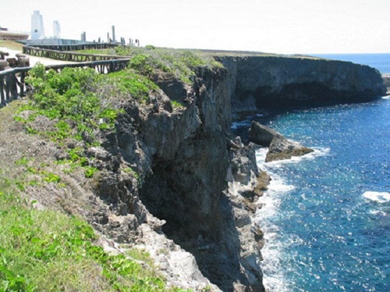 http://cdn.list25.com/wp-content/uploads/2013/04/Suicide-and-Banzai-Cliffs-Saipan.png