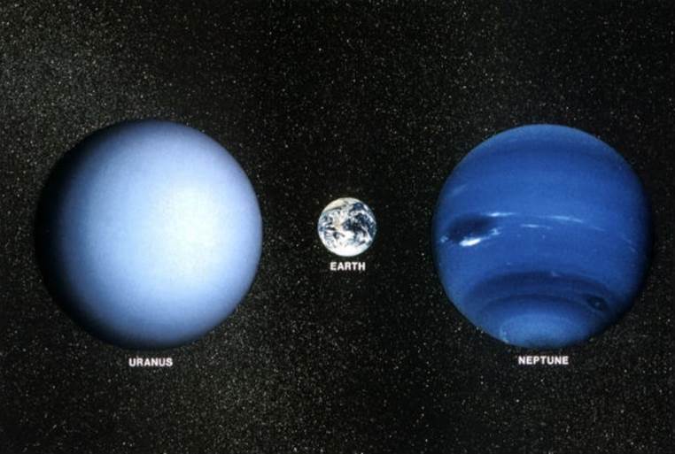 But like the other gas giants Uranus has a hydrogen upper layer, which has helium mixed in. Below that is an icy mantle, which surrounds a rock and ice core, which is the reason why Uranus is often referred to as an “ice giant” planet. The upper atmosphere is made of water, ammonia, and the methane ice crystals that give the planet its pale blue color