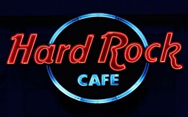 hard-rock-cafe-236022_640