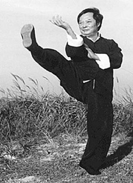 One of Bruce Lee's mentors, Wong Shun Leung, was a bare knuckle boxing champion on the underground circuit (which was illegal). He quit fighting, however, after accidentally blinding an opponent.