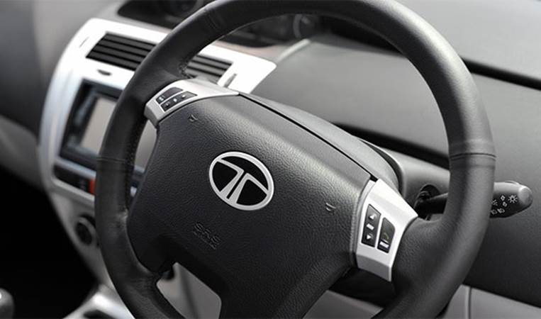 On hot days, turn your steering wheel around 180 degrees whenever you park so that the top isn't hot when you come back